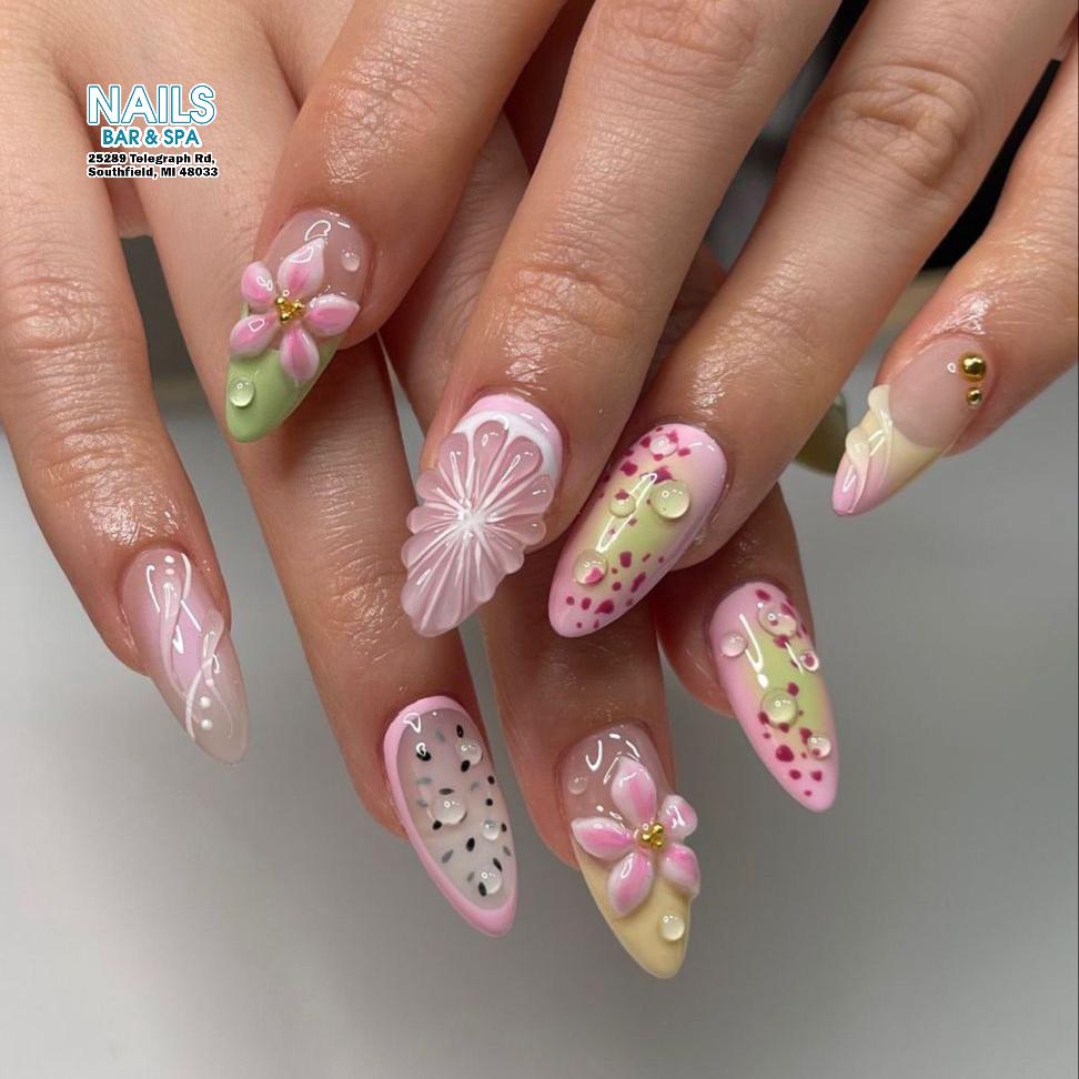 Awe-Inspiring Nail Art_July 14